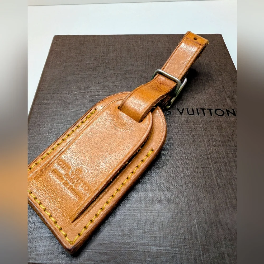 ✨ Louis Vuitton Vachetta Leather Luggage Tag ✨